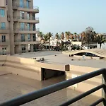 Perfect For Couples, Sunny & Seaview & Free Wi-Fi
