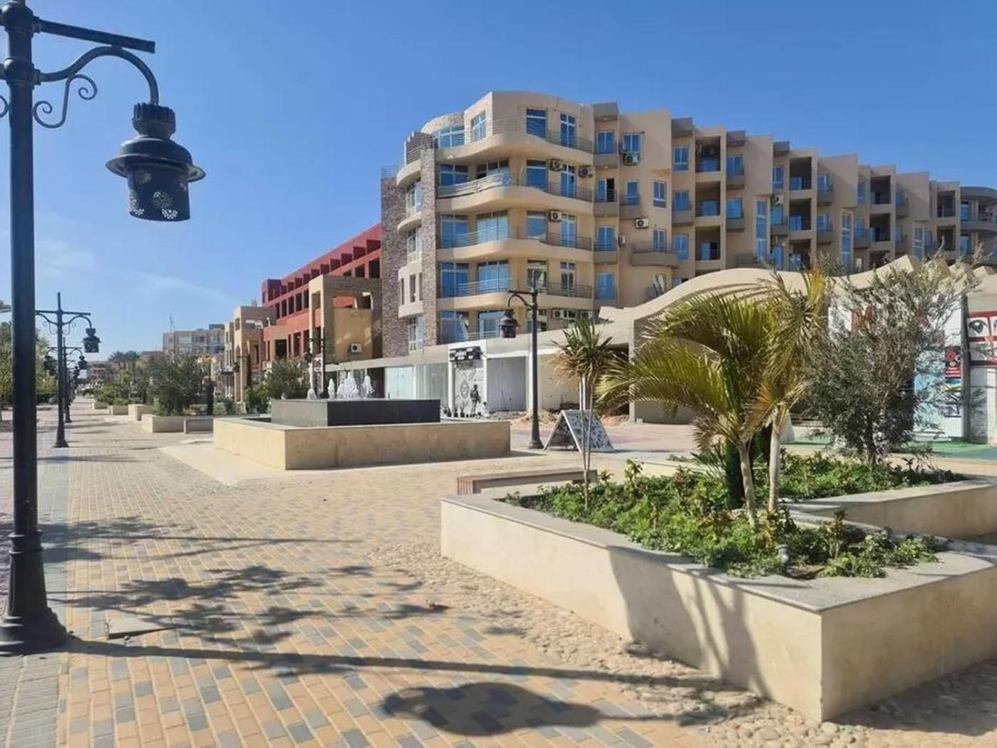 Perfect For Couples, Sunny & Seaview & Free Wi-fi