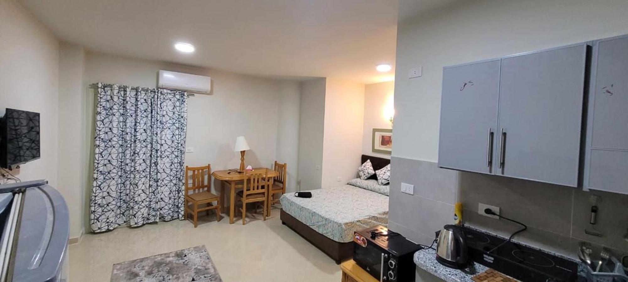 Perfect For Couples, Sunny & Seaview & Free Wi-fi * Hurghada