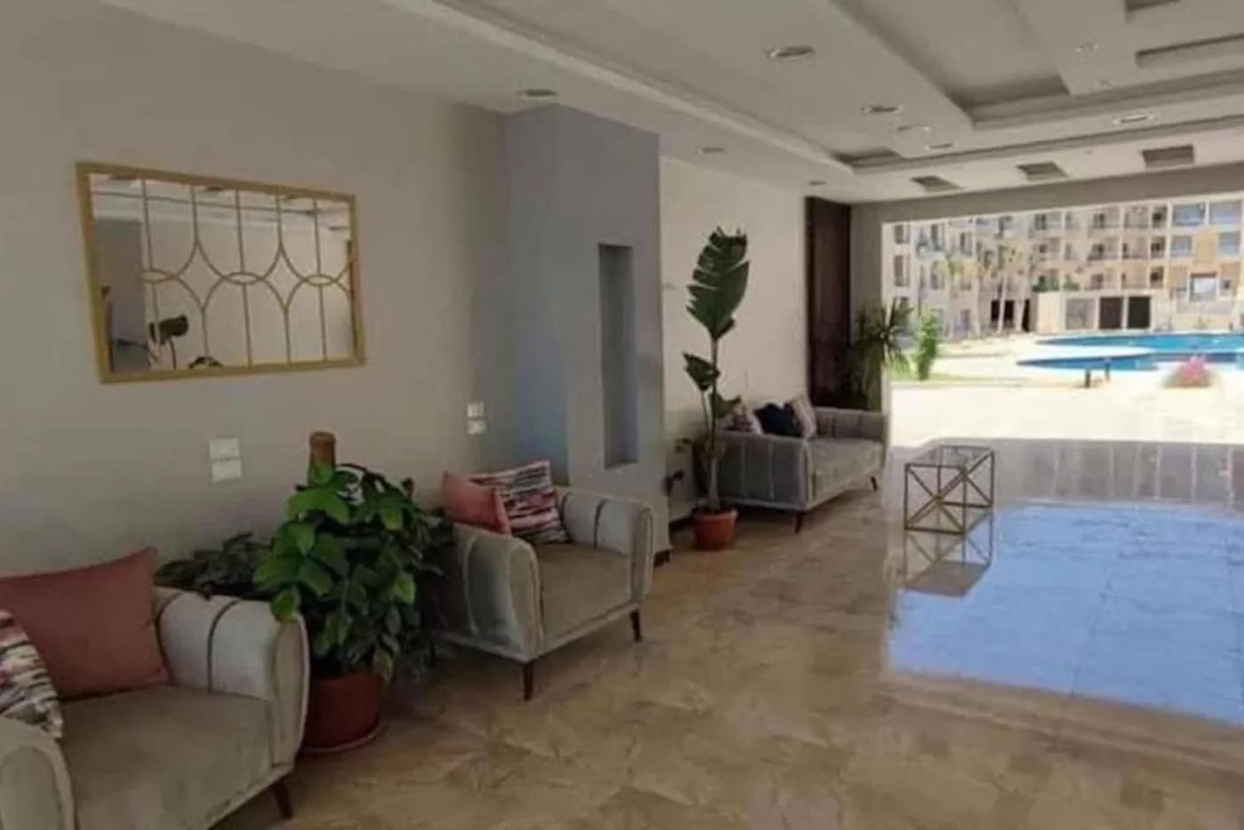 Apartment Perfect For Couples, Sunny & Seaview & Free Wi-fi Hurghada